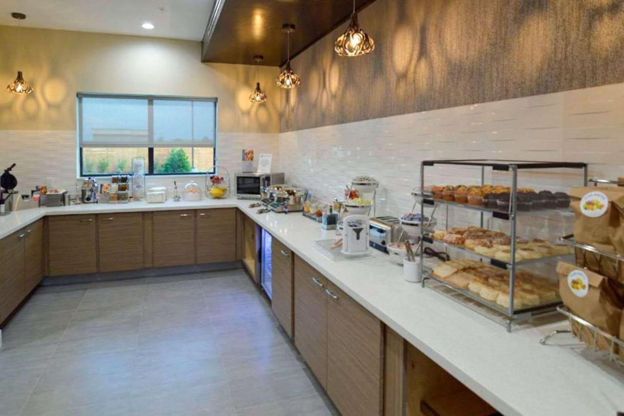 Comfort Inn & Suites Houston I-45 North - Iah Aldine Eksteriør billede
