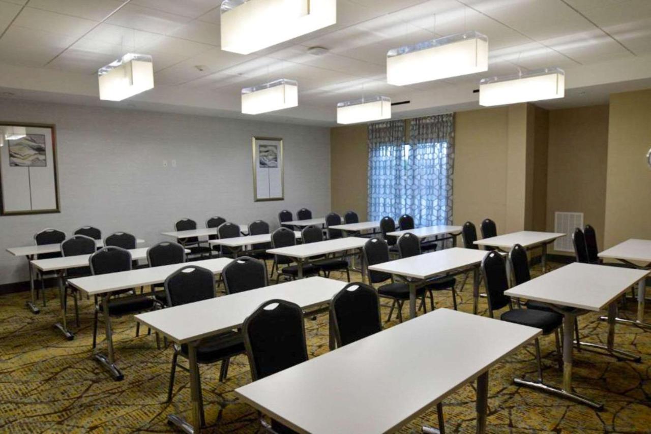 Comfort Inn & Suites Houston I-45 North - Iah Aldine Eksteriør billede